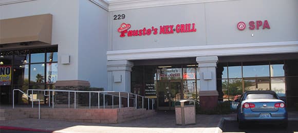 Fausto's Stephanie Promenade