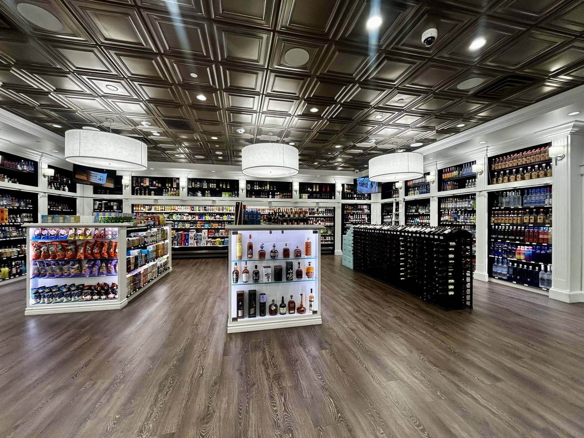 Liquor Library at LAS Terminal 3 — photo 3