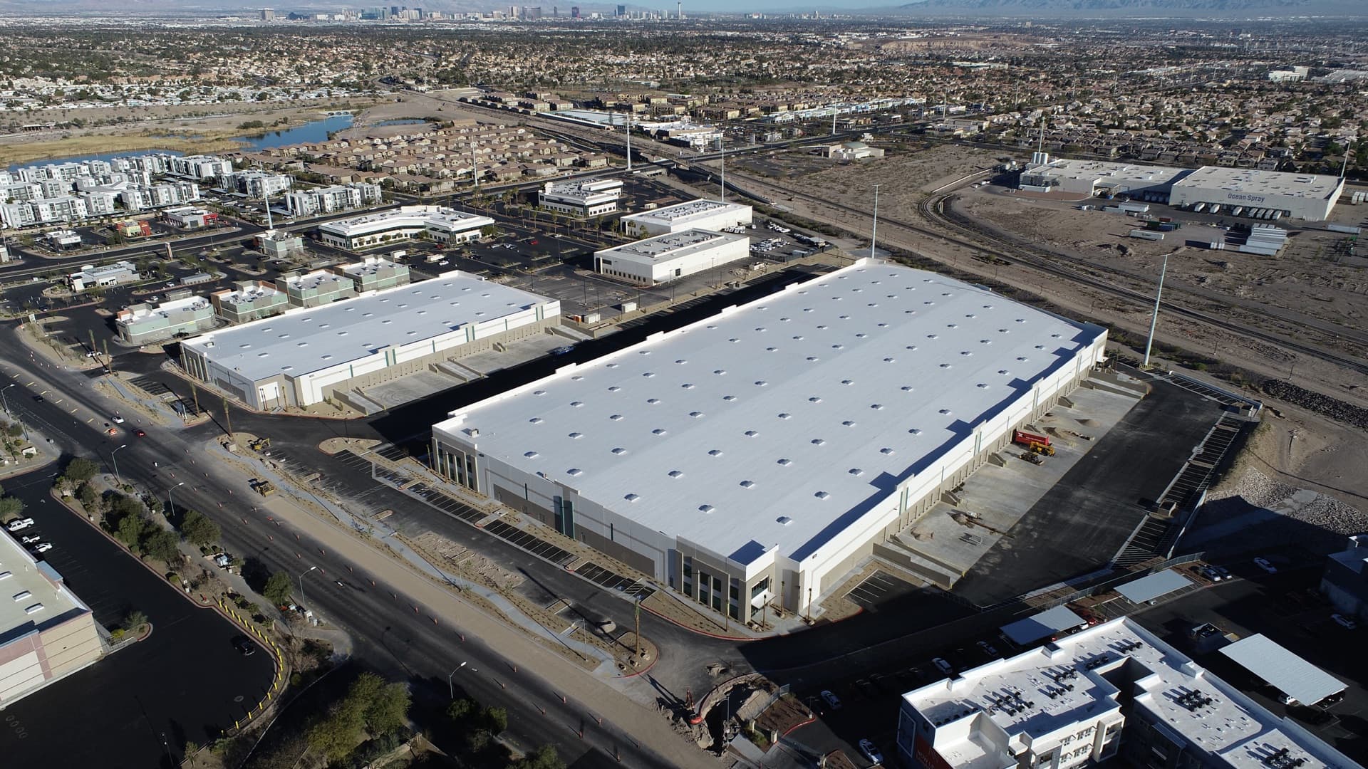 Stephanie Commerce Center — photo 4