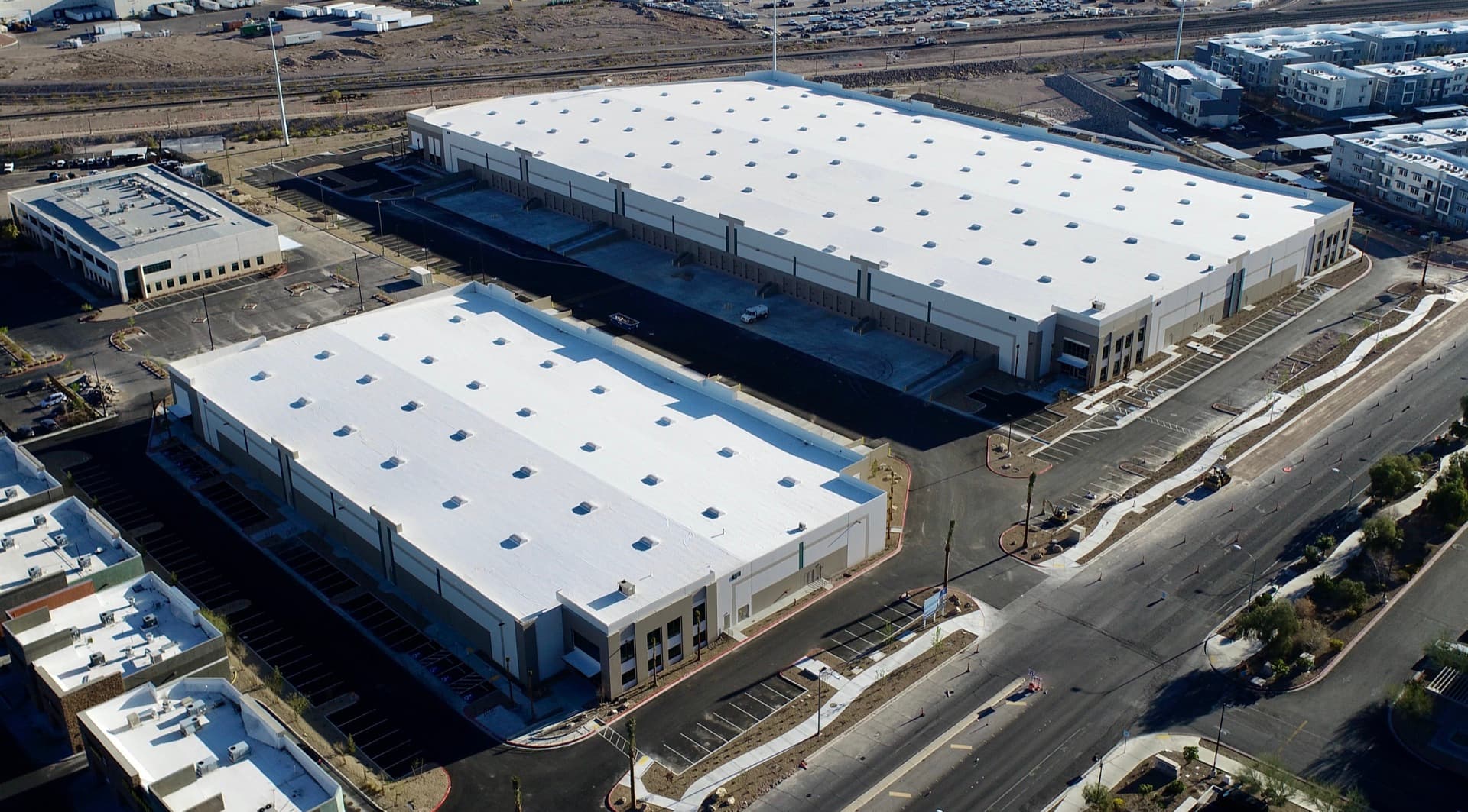 Stephanie Commerce Center — photo 5