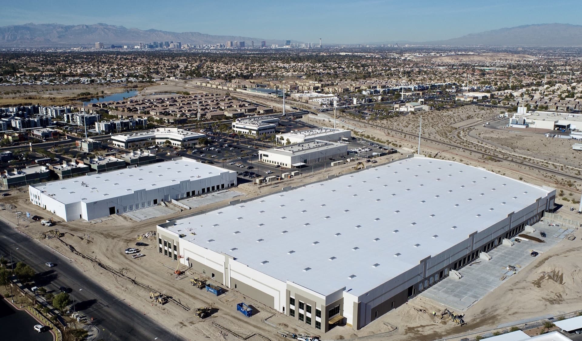 Stephanie Commerce Center — photo 7