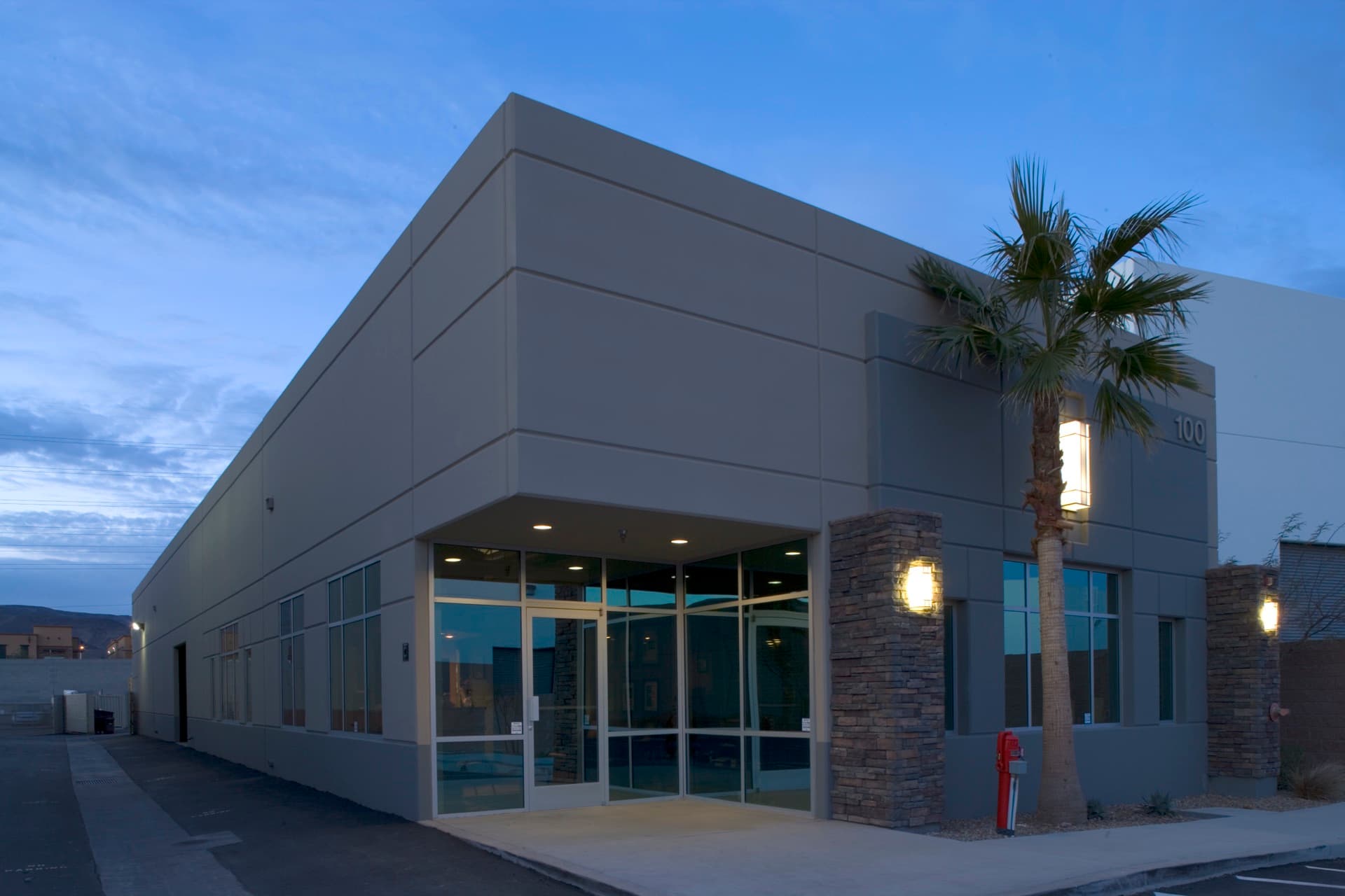 Summergate Retail Center — photo 4